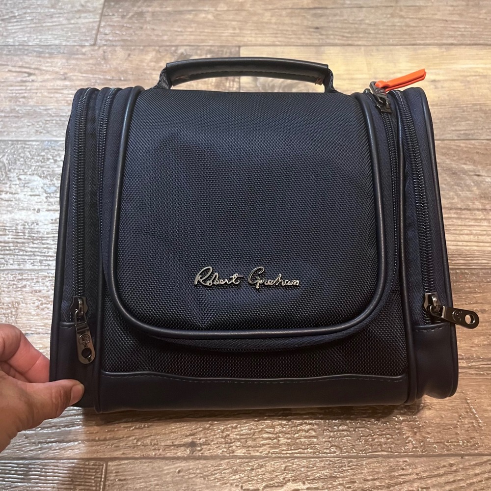 Robert Graham Navy Blue Hanging Toiletry Bag Paisley Lining Travel Dopp‎ Kit